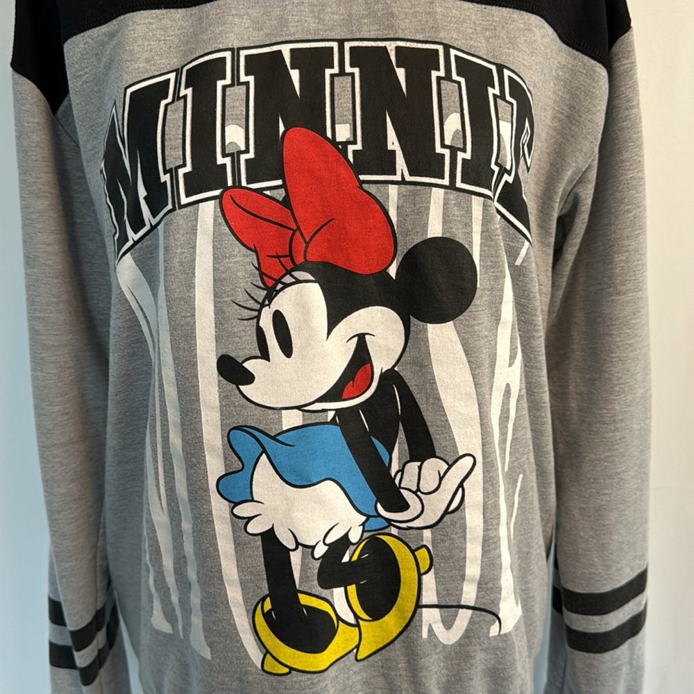 ❤️3/$30 Disney Minnie Mouse Sweatshirt - Picture 3 of 7